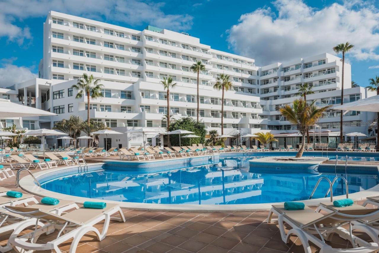 อิเบโรสตาร์ ลาส ดาเลียส Hotel Costa Adeje  ภายนอก รูปภาพ